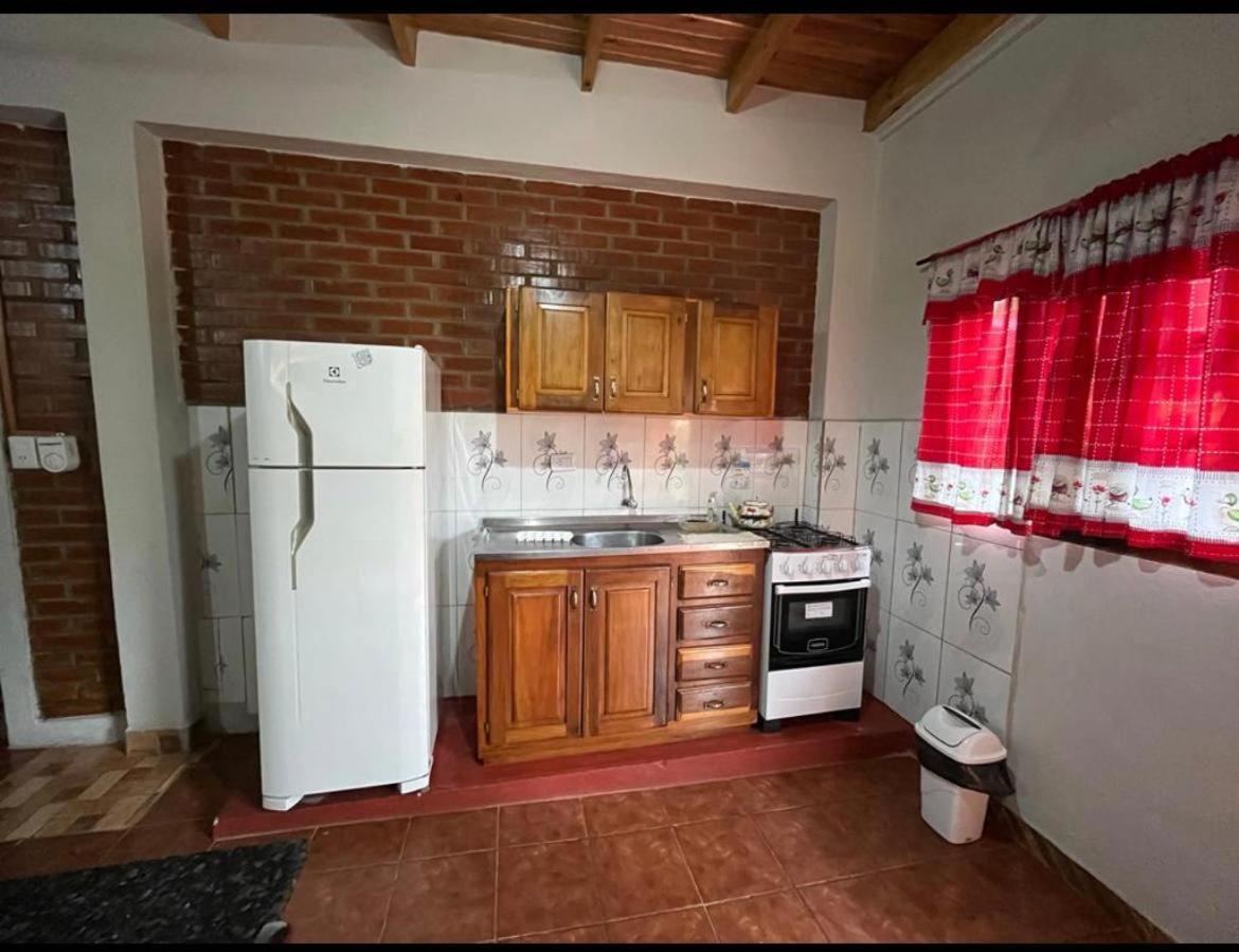Cabanas Dorys Cataratas Del Iguazu 푸에르토이과수 외부 사진