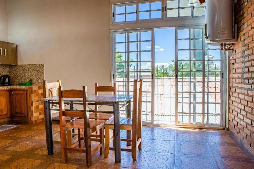Cabanas Dorys Cataratas Del Iguazu 푸에르토이과수 외부 사진